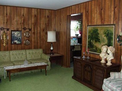 508 Virginia Cir W, Columbus, OH 43213 - photo 4