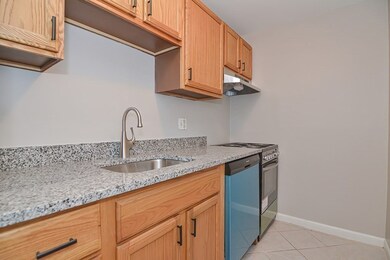 800 County St unit 6, Taunton, MA 02780 - photo 6