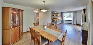 3583 Ross Ln, Central Point, OR 97502 - photo 6