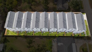 717 Janisch Rd unit H, Houston, TX 77018 - photo 2