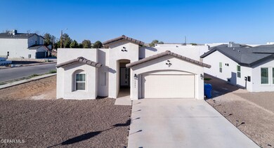 12005 Silent Place Ct, Socorro, TX 79927 - photo 2