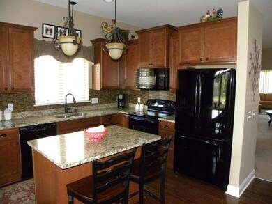 6504 99th Ave N, Minneapolis, MN 55445 - photo 2