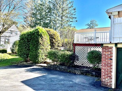 1068 Goucher St, Johnstown, PA 15905 - photo 3