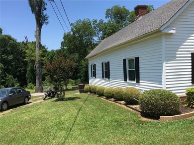 206 S Mechanic St, Pendleton, SC 29670 - photo 4