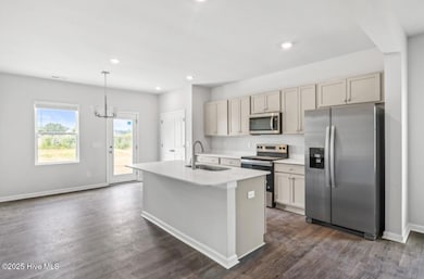 504 Bellefonte Ct, Richlands, NC 28574 - photo 7