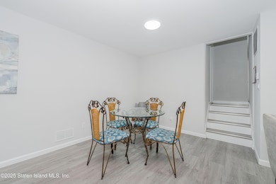 998 Arthur Kill Rd, Staten Island, NY 10312 - photo 7