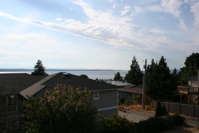 933 Maple St, Edmonds, WA 98020 - photo 7