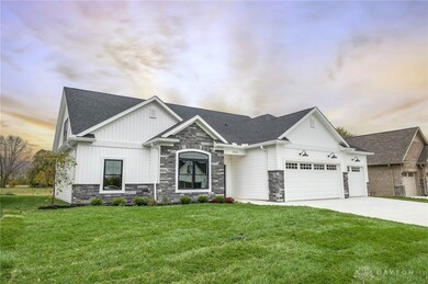 3413 Ottawa Cir, Piqua, OH 45356 - photo 2