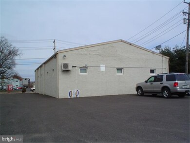 651 N Cannon Ave, Lansdale, PA 19446 - photo 2