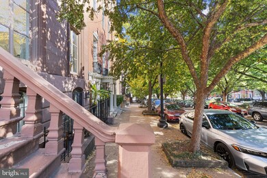 12 E Mount Vernon Place unit 302, Baltimore, MD 21202 - photo 3