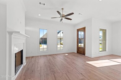206TrailPointe-18