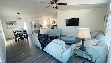 250 Yuma Trail, Fort Myers Beach, FL 33931 - photo 4