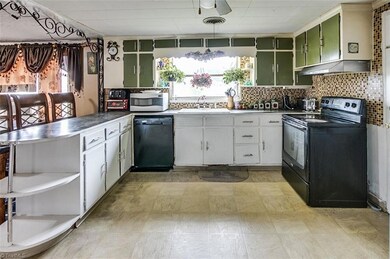 111 W Taft Ave, Asheboro, NC 27203 - photo 7