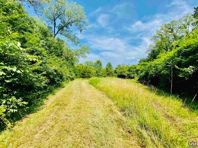 9560 T Rd, Hoyt, KS 66440 - photo 2