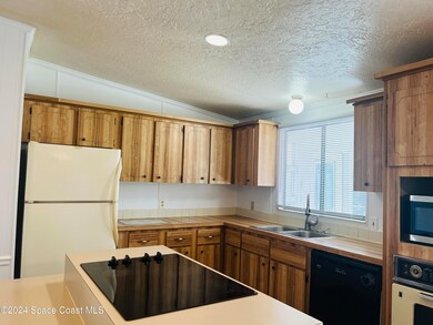 1621 Cocoa Bay Blvd, Cocoa, FL 32926 - photo 7