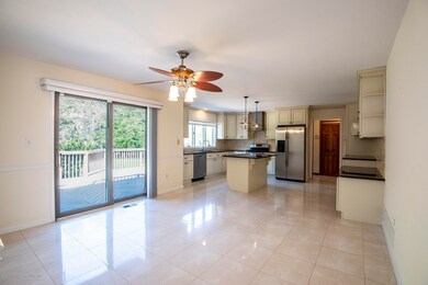 19 Riverside Ln, Holmdel, NJ 07733 - photo 5