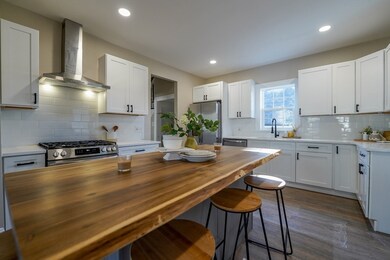 21 Gifford Ave, North Dartmouth, MA 02747 - photo 4