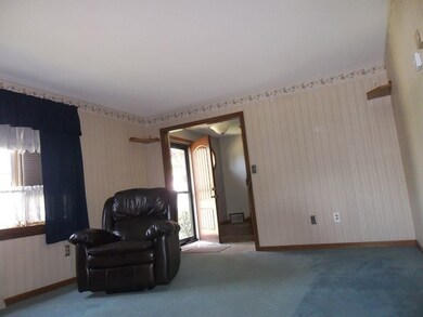 173 Oak St, Shrewsbury, MA 01545 - photo 7