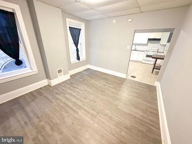 330 N 53rd St, Philadelphia, PA 19139 - photo 5