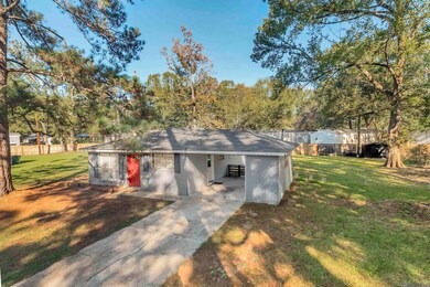 30564 Corby Dr, Denham Springs, LA 70726 - photo 2