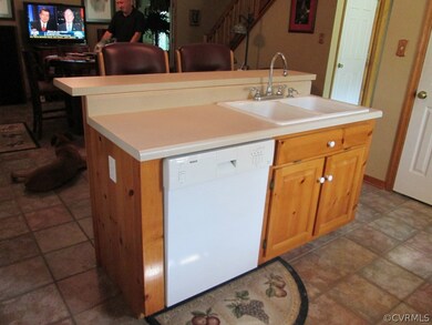 17755 Loving Union Rd, Disputanta, VA 23842 - photo 6