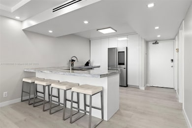 Edgewater Beach Towers unit 903, Hollywood, FL 33019 - photo 5