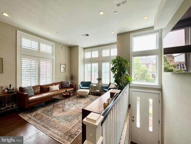 717 Hobart Place NW unit A, Washington, DC 20001 - photo 2