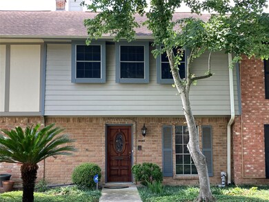 14243 Lost Meadow Ln, Houston, TX 77079 - photo 2