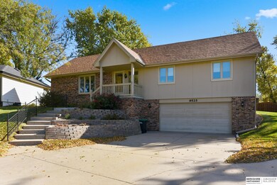 9525 Burdette Cir, Omaha, NE 68134 - photo 2