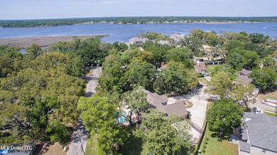 2050 Wendolyn Cove-130000-2