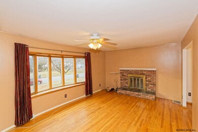 7 Crestwood Dr, Schenectady, NY 12306 - photo 6