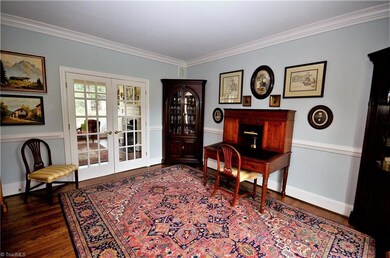 22 Rosebay Ln, Greensboro, NC 27455 - photo 7