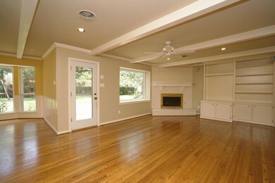 12110 Old Oaks Dr, Houston, TX 77024 - photo 5