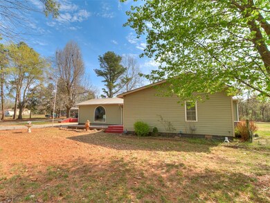 18303 Stevens Rd, Shawnee, OK 74801 - photo 4