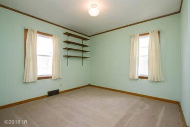 2405 Maple St, Des Moines, IA 50317 - photo 7