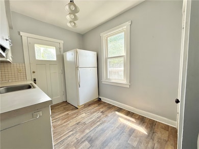 805 Stambaugh Ave, Sharon, PA 16146 - photo 6