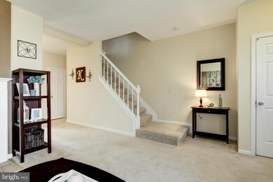 7232 Stover Dr, Alexandria, VA 22306 - photo 6