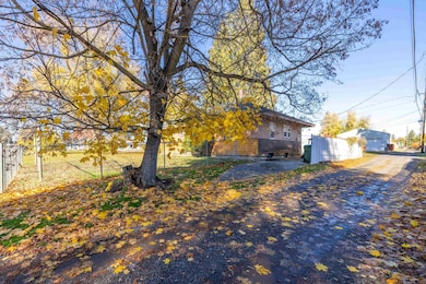 6104 N Stevens St, Spokane, WA 99205 - photo 6