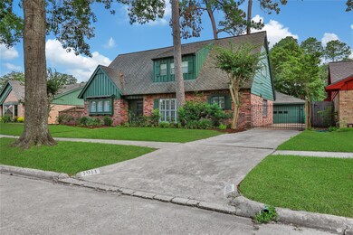 1011 Cheshire Ln, Houston, TX 77018 - photo 3