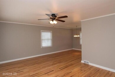 2015 56th St, Des Moines, IA 50310 - photo 2