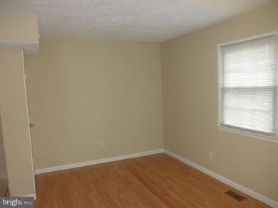 1425 Harford Square Dr, Edgewood, MD 21040 - photo 5