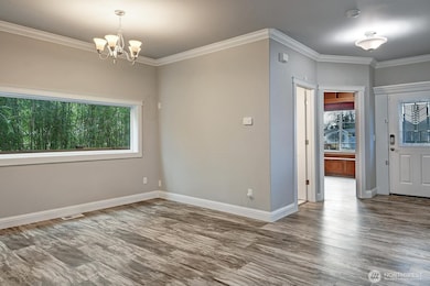 12206 Densmore Ave N, Seattle, WA 98133 - photo 6