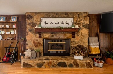 2784 Spencer Rd, High Point, NC 27263 - photo 3