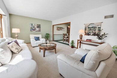 3716 Lexington Cir, Middleton, WI 53562 - photo 5