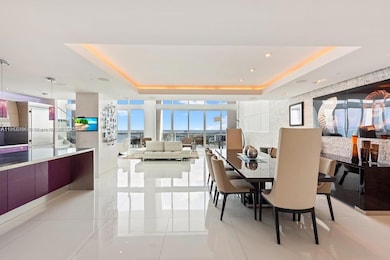 Ten Museum Park Condominiums unit 4403, Miami, FL 33132 - photo 3