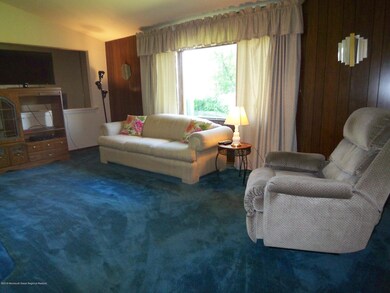 42 Stanford Dr, Hazlet, NJ 07730 - photo 2