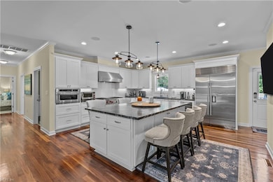 A Chef's dream kitchen!
