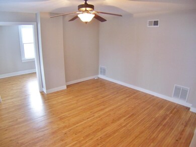Nice LivingRm Natural light