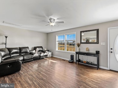 25149 N Legacy Ln, Laurel, DE 19956 - photo 3