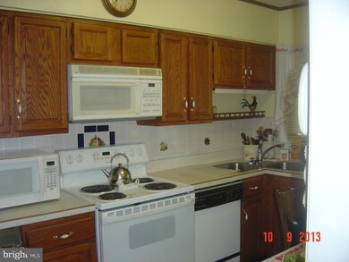 1355 Stonewood Rd, Baltimore, MD 21239 - photo 6